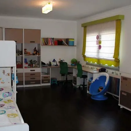 Alexandra Villa